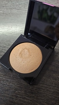 Bershka - No Sun But Tanned. Bronzer prasowany