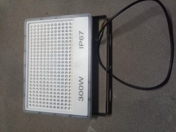 Halogen bialy zimny 300W IP67