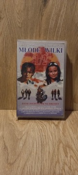 Młode wilki  2  VHS.  Super stan 