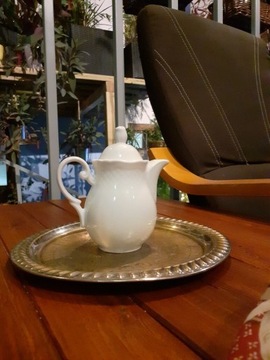 Porcelanowy czajniczek imbryk 330ml lubiana