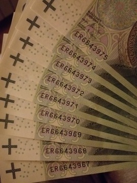 Banknoty 100 zl w kolejnosci numerycznej