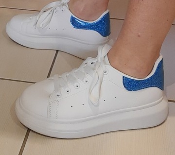 Sneakersy trampki białe niebieskie 