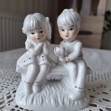 Figurka porcelanowa Dzieci
