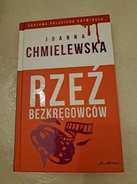 Rzeź bezkręgowców - Joanna Chmielewska