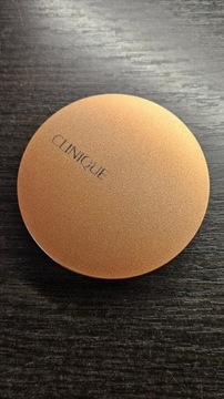 Clinique True Bronze sunblushed. Bronzer do twarzy