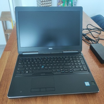 Dell Precision 7520, i7 7820, 32gb RAM, M2200 FHD