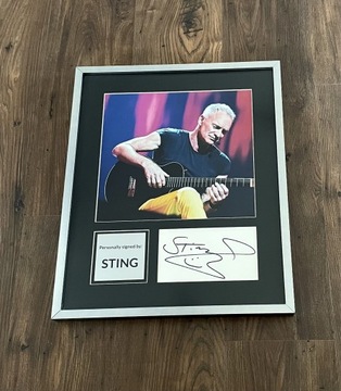 STING - oprawa 40x50, autograf + certyfikat 