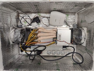 Antminer L3+ box, komplet, akcesoria, Dogecoin,