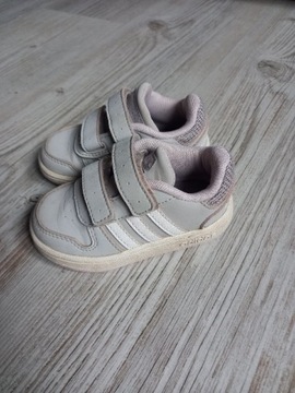 Buty Adidas na rzepy 