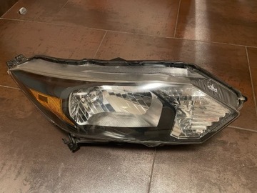 LAMPA  PRAWY PRZÓD HONDA HRV II USA