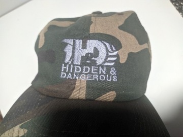 Hidden & Dangerous czapka