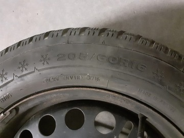 Opony 205/60/16 Dunlop z felgami od Astra J IV