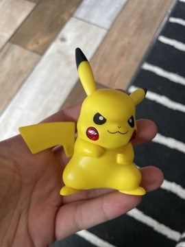 Fajna figurka Pokémon Pikachu 9,5cm