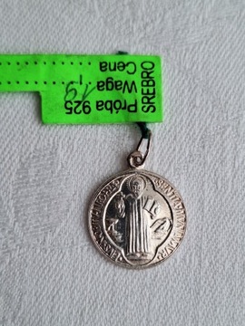 medalik srebrny nowy św.Benedykt 
