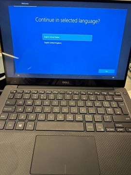 laptop z dotykowym ekranem Dell XPS 13"