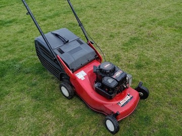 Kosiarka Hunter - silnik Briggs Stratton Sprint 40