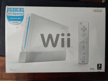 Nintendo Wii + box + 2 kontrolery + kierownica