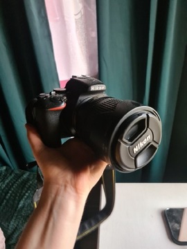 Nikon d5600 + obiektyw 18-140 mm