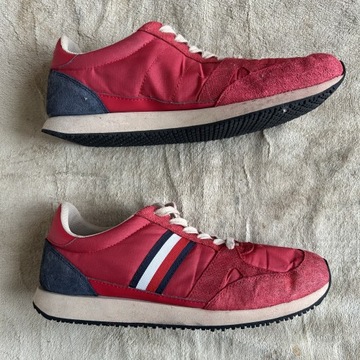 Tommy Hilfiger Buty Sneakersy Czerwone Rozmiar 43