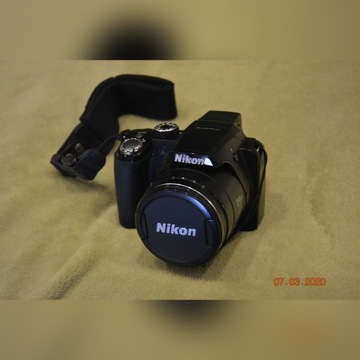 NIKON Coolpix P90