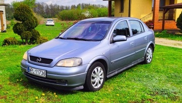 Opel Astra 2  1,7 Diesel kolor srebrny