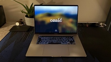 MacBook Pro 16" 2019 16GB / i7 / 512 GB Szary