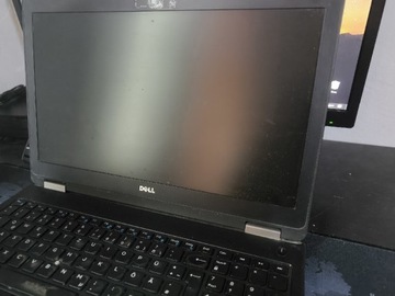 Dell latitude E5570