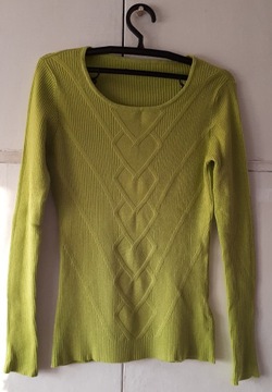 Sweterek zielony, bawełniany, prążkowany z wzorem