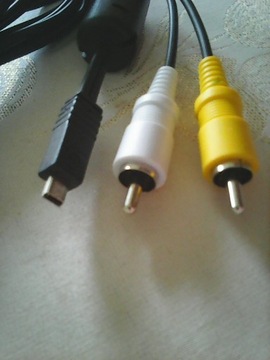 USB - Cinch - kabel do kamery i aparatu cyfrowego 