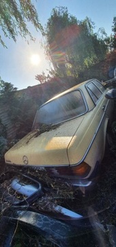 Zderzak tył Mercedes W123 