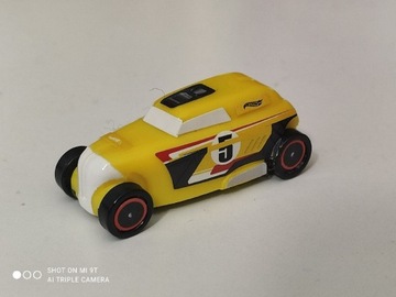 Autko Kinder Hot Wheels