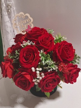 DZIEŃ MAMY, Bukiet róż welurowych ,flower box 