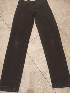 Spodnie jeansy na gumce 140cm