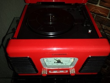 Gramofon retro z radiem STEEPLETONE 