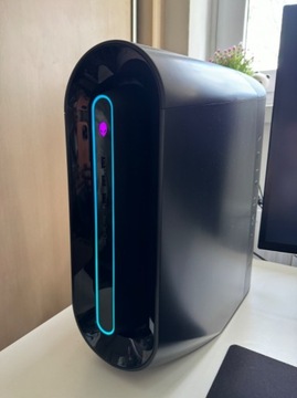 Alienware Aurora r9 1TB SSD Intel Core i7 RTX 2060