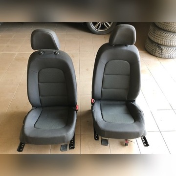 Fotele Audi 2012r komplet