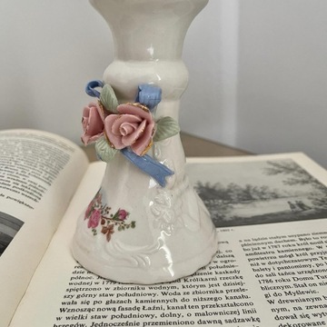 Romantyczny stary świecznik porcelana antyk vintage retro 