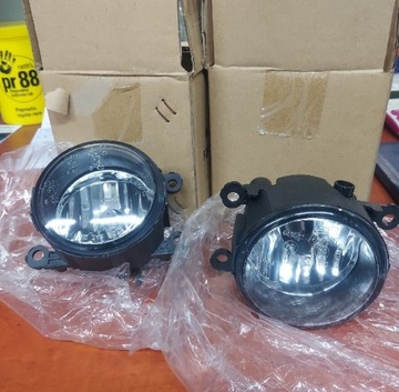 Halogen lewy prawy corsa d fiesta mk7