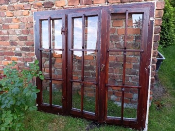 Okno drewniane retro vintage stare 145x136