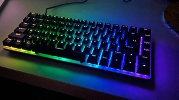 Klawiatura mechaniczna RGB 82 klawiszami