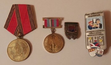 4 medale i odznaki. PRL. ORMO.