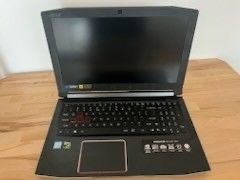 laptop Acer Predator Helios 300
