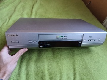 Magnetowid VHS Panasonic Nv-Hv61 pilot 6 głowic 