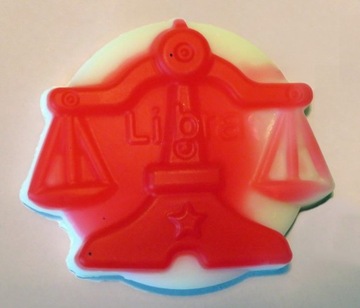 Figurka z mydełka glicerynowego znak zodiaku WAGA