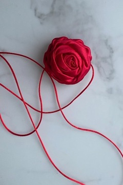 Choker naszyjnik czerwony róża 