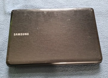 Laptop Samsung R525