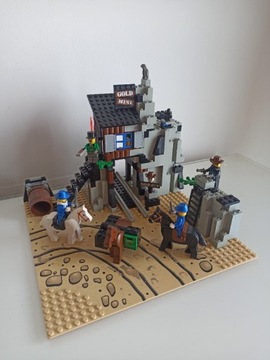 LEGO Western 6761 Bandit's Secret Hide-Out