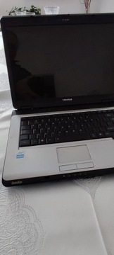 Laptop TOSHIBA SATELITE L300 - uszkodzony