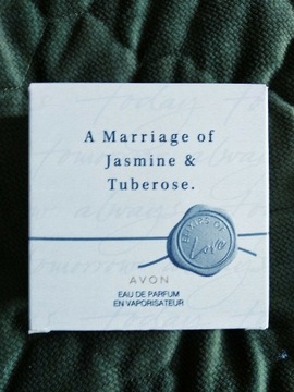 A Marriage of Jaśmine & Tuberose