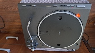 Gramofon Technics SL-D303